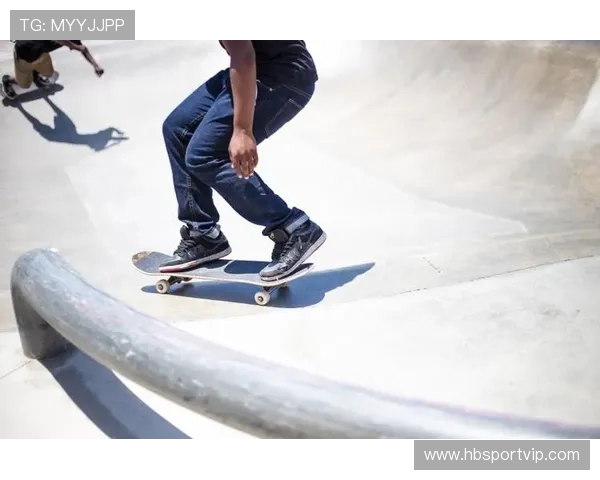 杭州滑板队与上海滑板队赛后复盘速度较量的精彩瞬间与战术分析