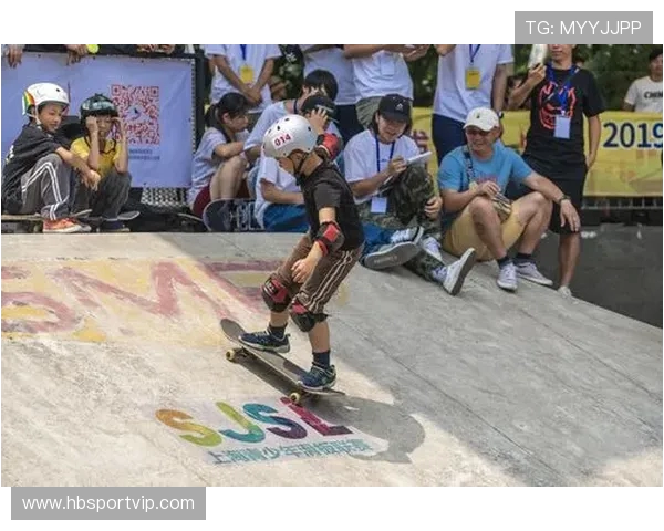 深入分析上海极限运动队的包夹战术及其战术优势与应用 深入分析上海极限运动队的包夹战术及其战术优势与应用