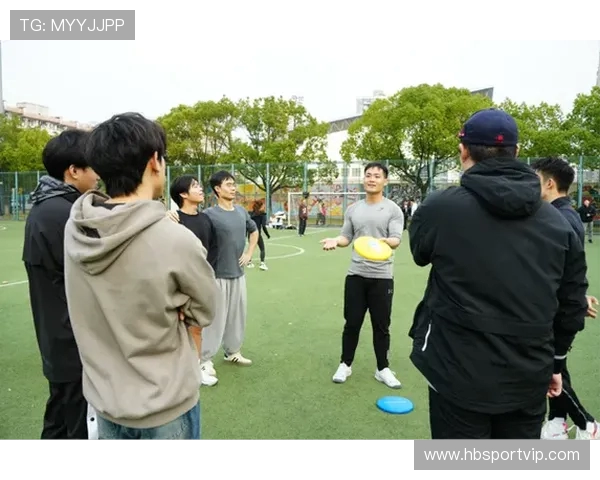 武汉飞盘队与西安飞盘队赛后复盘分析团队配合与战术执行的关键要素 武汉飞盘队与西安飞盘队赛后复盘分析团队配合与战术执行的关键要素