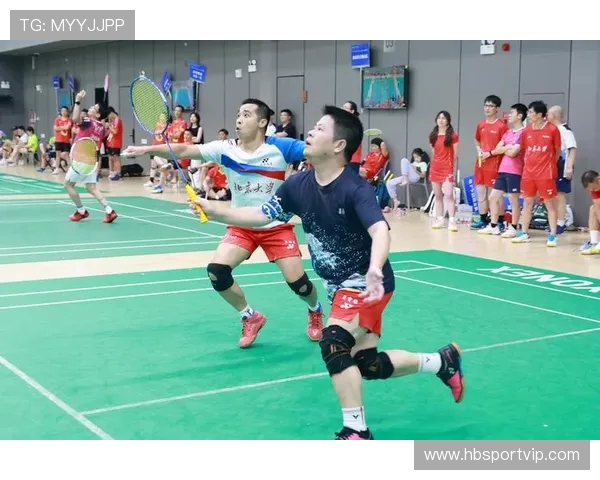 赛后分析：上海羽毛球队与成都羽毛球队的默契配合与战术探讨