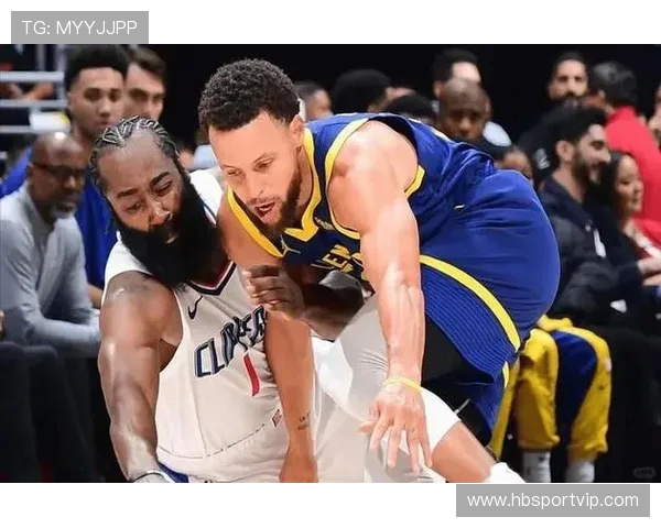 2015至2016赛季勇士与快船的激烈对决与篮球魅力的完美展现 2015至2016赛季勇士与快船的激烈对决与篮球魅力的完美展现