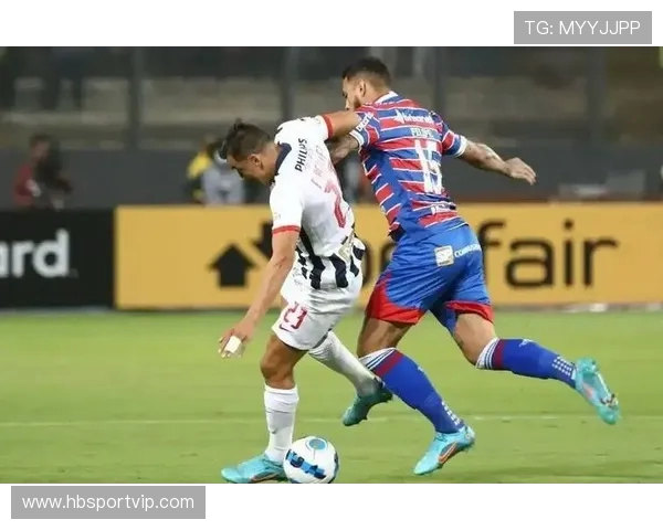 亚松森主场迎战格雷米奥双方争夺南美赛场荣耀与胜利 亚松森主场迎战格雷米奥双方争夺南美赛场荣耀与胜利