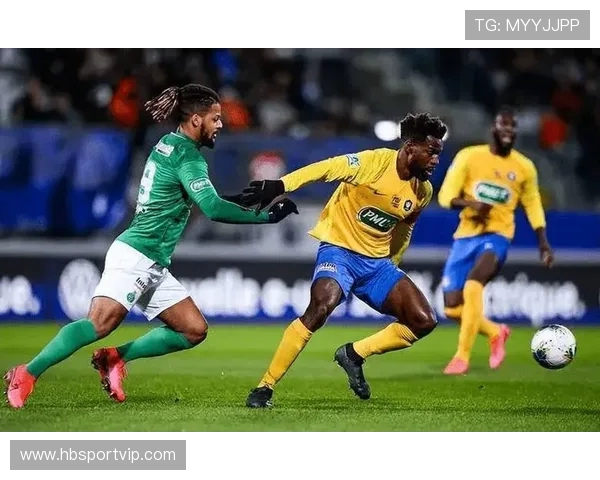 天狼星与哈马比激战正酣双方全力对攻争夺胜利荣耀