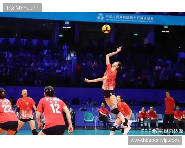 女排半决赛激战正酣天津对阵辽宁争夺决赛席位