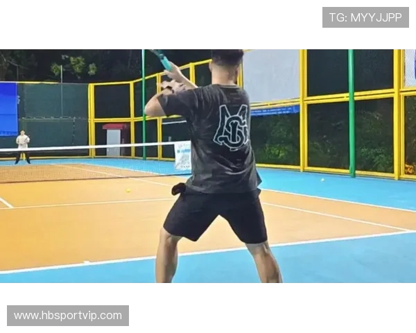 上海网球队的盯防策略揭秘:如何在网球比赛中实现战术深度与团队协作